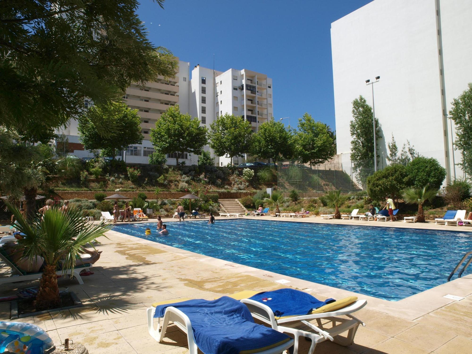 Apartamentos Jardins Da Rocha Портіман Екстер'єр фото
