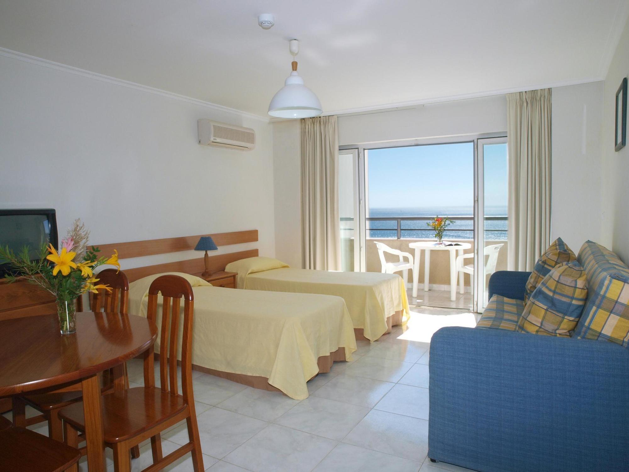 Apartamentos Jardins Da Rocha Портіман Екстер'єр фото