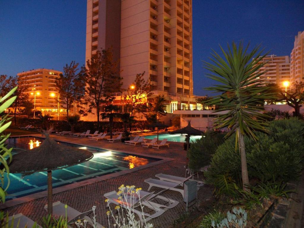 Apartamentos Jardins Da Rocha Портіман Екстер'єр фото