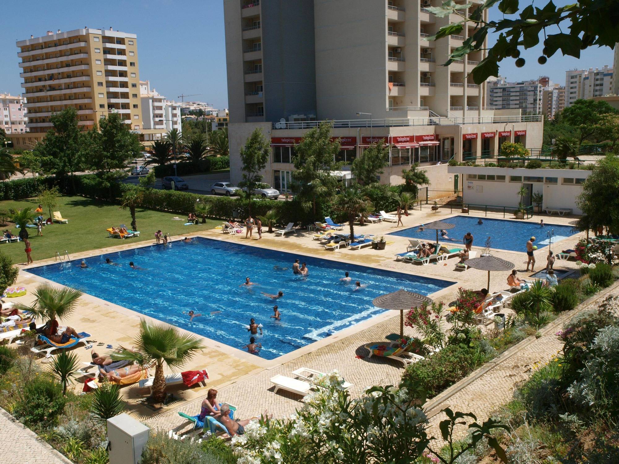 Apartamentos Jardins Da Rocha Портіман Екстер'єр фото